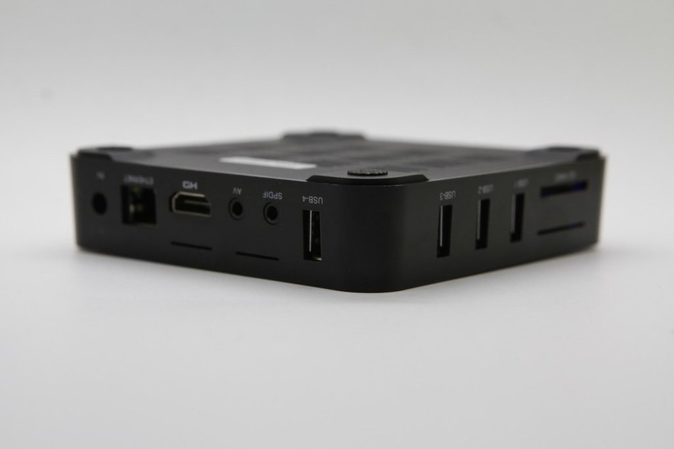 Voxlink TVBox MXAmlogic S805 QuadCore ARMCortex A5 up to 1.5GHz Quad-core Mali-450MP GPU@600MHz+, IPTV Android... N4