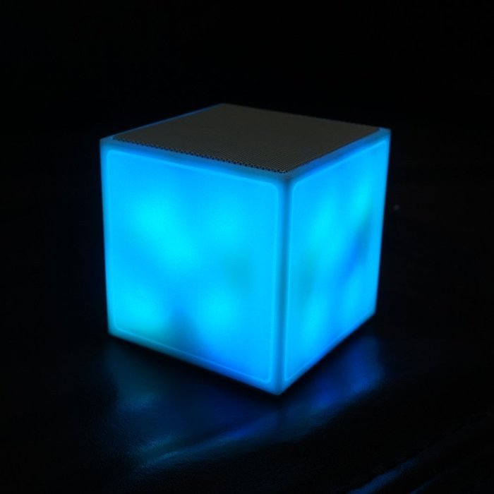 FIRST Cube Music Flash Bluetooth Speaker Stereo Surround Sound Different LED Light Color Changing SpeakerCube... N4
