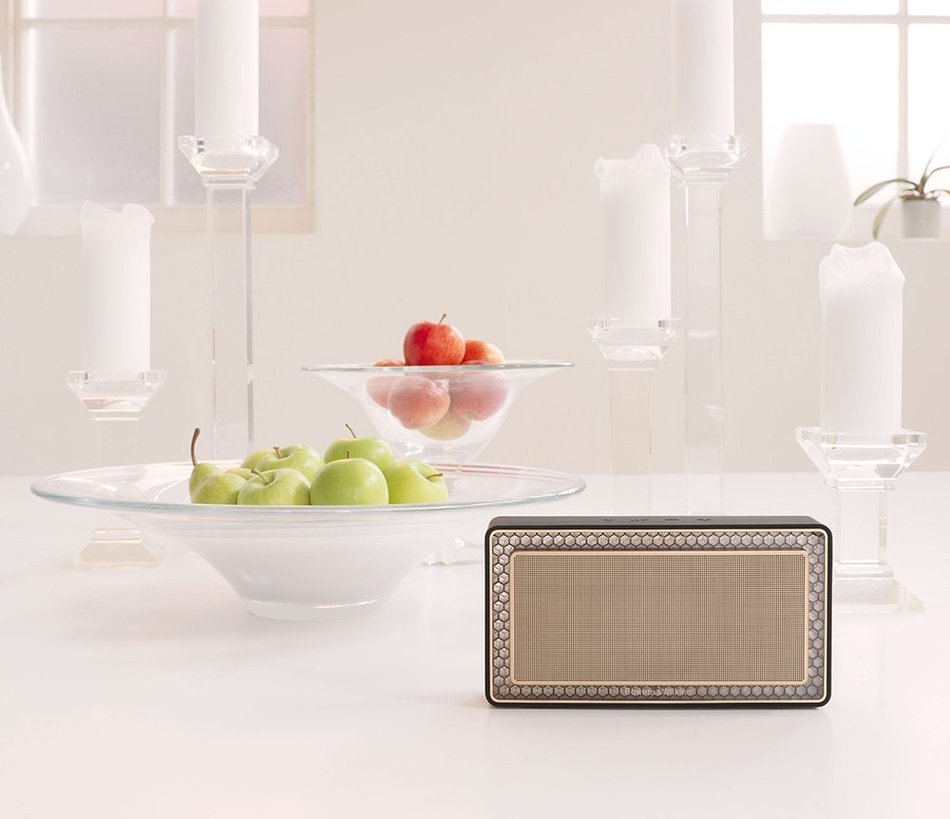 Bowers & Wilkins T7 Portable Bluetooth Wireless Speaker, Black (Recertified) N25