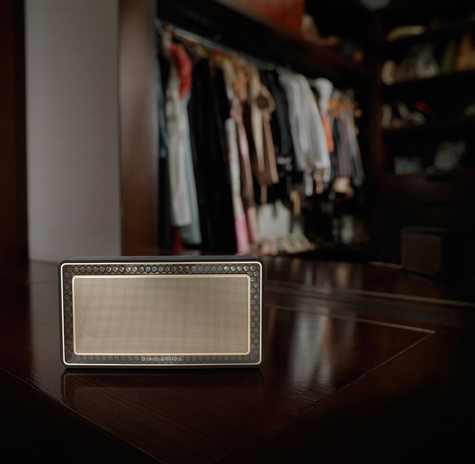 Bowers & Wilkins T7 Portable Bluetooth Wireless Speaker, Black (Recertified) N26