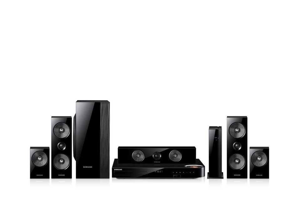 Samsung HT-J5500W 5.1 Channel 1000-Watt 3D Blu-Ray Home Theater System (2015 Model) N7