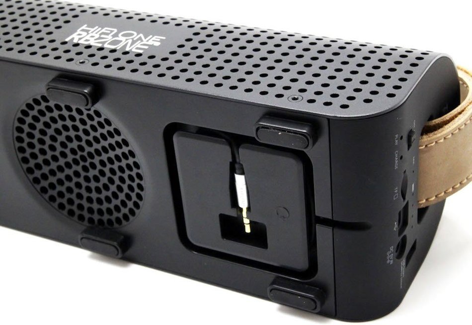 Wireless Bluetooth 4.0 Speaker 8800mAH Power Bank Rechargeable Battery Charger Hi-Fi Aluminum NFC TF Card AUX-in... N22
