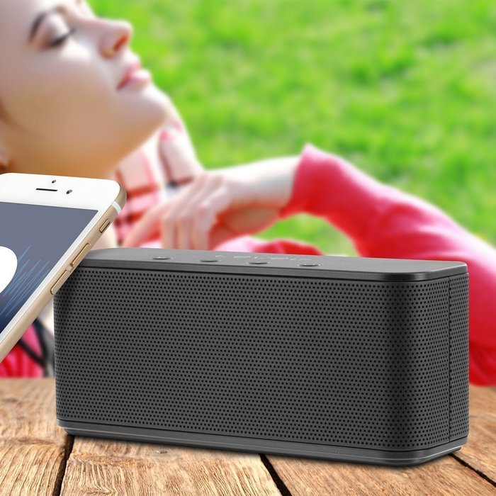 Samsung Level Box Mini Wireless Speaker - Retail Packaging - Black N5