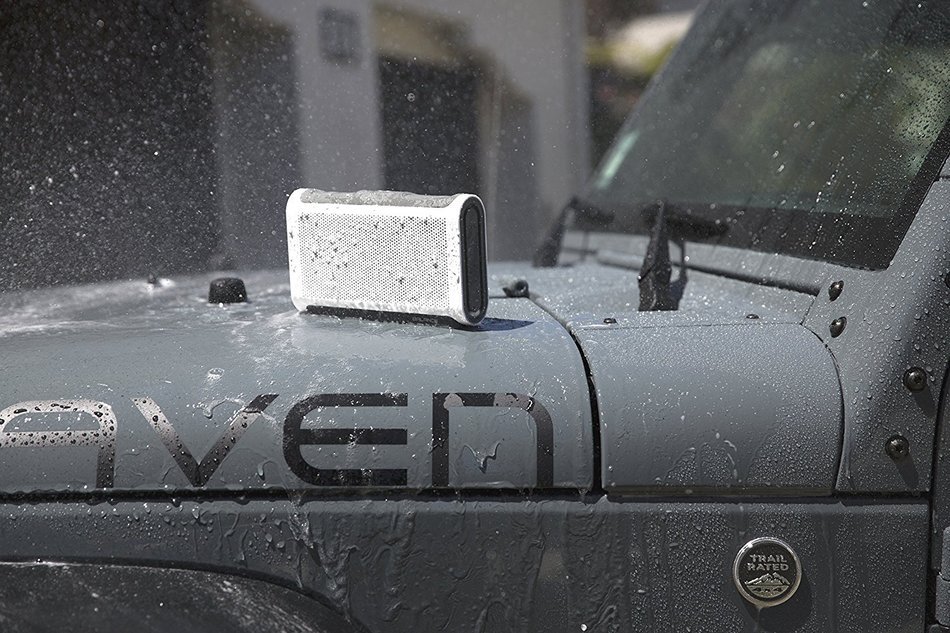 BRAVEN BALANCE Portable Wireless Bluetooth Speaker [18 Hour Playtime][Waterproof] Built-In 4000 mAh Power Bank... N9