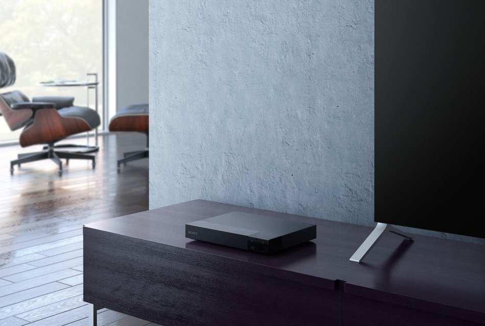 Sony BDPBX650 Blu-Ray Player with Wi-Fi N4