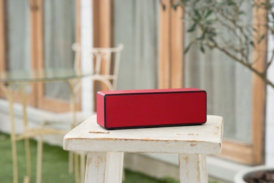 Sony SRSX33 Powerful Portable Bluetooth Speaker (Black) N13