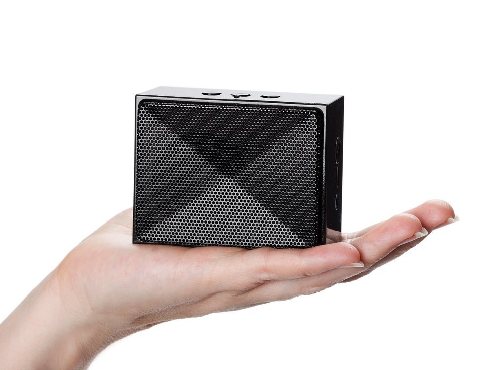 AmazonBasics Mini Bluetooth Speaker - Gray N32