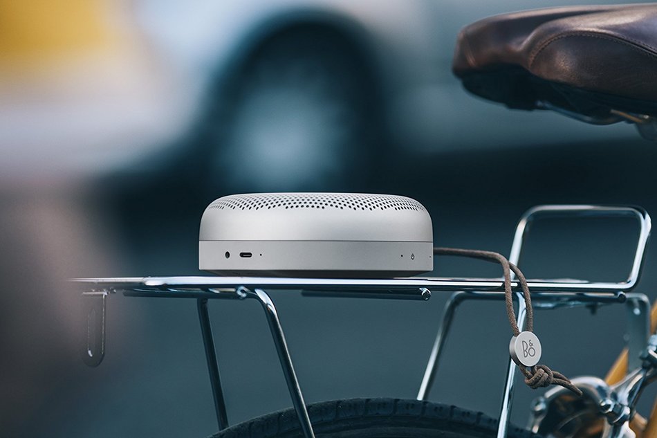 B&O PLAY A1 Portable Wireless Bluetooth Speaker (Natural Silver) N31