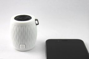 WAAV Rocker Mini Bluetooth Speaker for iOS (White), iPhone, iPod, iPad and Android devices (works with any bluetooth... N6
