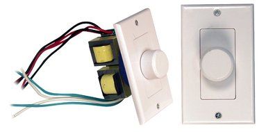 Pyle Home Popular Amplifier/Speaker Package -- PTA1 Mini 2 x 15-Watt Stereo Power Amplifier + PDIC51RD 5.25-Inch... N3