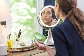 iHome 9&quot; Double-sided Vanity Mirror with Bluetooth Audio / Speakerphone and USB Charging N8