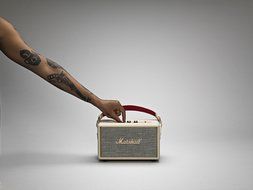 Marshall Kilburn Portable Bluetooth Speaker, Black (4091189) N10