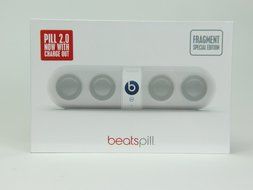 Apple DRE Beats Pill 2.0 Portable Bluetooth Wireless Speaker Fragment Edition; White (Front)/Gloss Silver (Back)