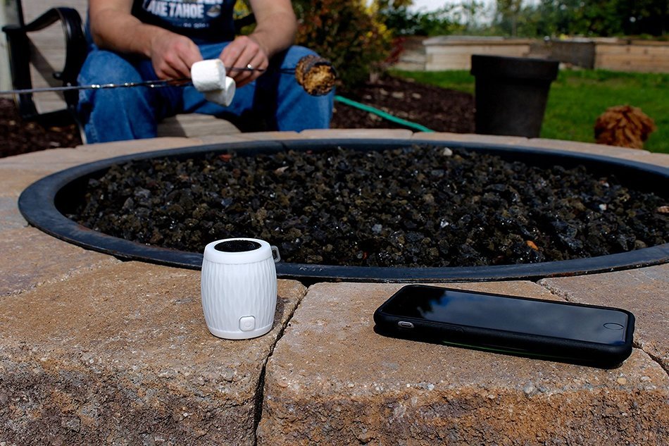 WAAV Rocker Mini Bluetooth Speaker for iOS (White), iPhone, iPod, iPad and Android devices (works with any bluetooth... N7