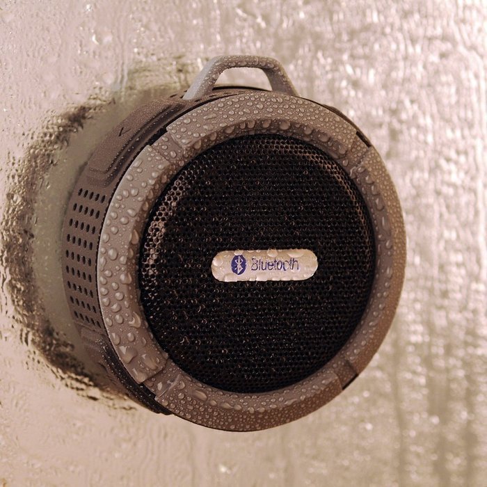 Portable Bluetooth Speaker: Waterproof Rechargeable IPX5 Shockproof Dirt Snow Dust Proof Portable Bluetooth Stereo... N4
