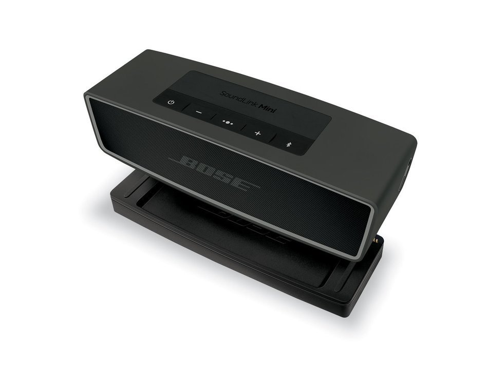 Bose SoundLink Mini Bluetooth Speaker II - Carbon and Travel Bag N4