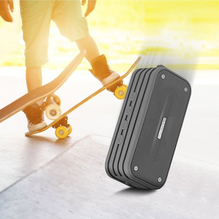 PLUSINNO Portable Bluetooth 4.0 Waterproof Wireless Speaker with Siri, Bluetooth Receiver and Built-in Microphone... N4