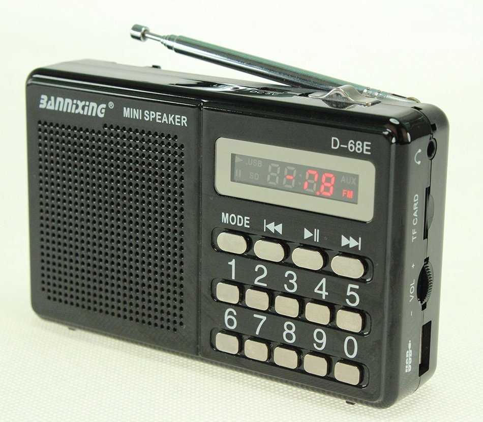 Anncia Mini Digital Media Portable Music MP3 Player Micro SD/TF USB Disk Speaker FM Radio. (69E Red) N73
