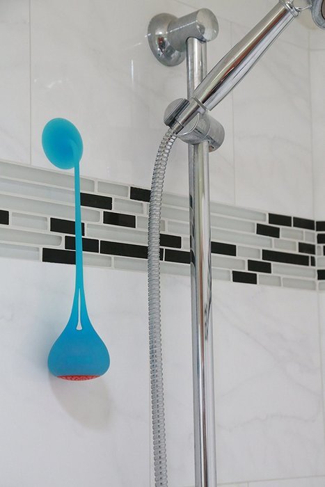 Flexy - Wireless Bluetooth Water Resistant Multi Purpose Speaker for Shower, Bike anywhere you go (Black) N4