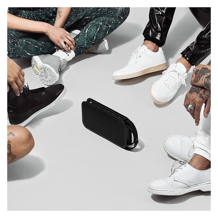 B&O PLAY by Bang & Olufsen Beoplay A2 Portable Bluetooth Speaker (Black) N9
