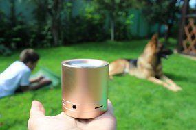 Mini Bluetooth Speaker KOSTA: Portable Wireless Mini Speaker with Enhanced Bass KOSTA (Gold) for iPhone, iPad,... N3