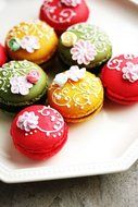 Webake Silicone Macaron Baking Mat, Macaron Mat, Cookie Sheet, Silicone Mat, 27 Capacity (Brown, 1 pc) N6