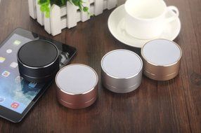 niceEshop(TM) Mini Portable Bluetooth Wireless Speaker Super Bass for Tablet PC MP3 Smartphone, Rose Gold N6
