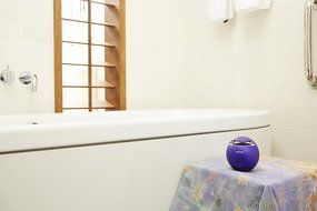 Sony SRS-X1-V Bluetooth Wireless Speaker System N2