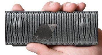 Soundmatters foxLV2 Platiunum Portable Pocket-Sized Bluetooth Speaker (Silver)