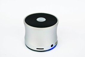 EWA A109 Portable Wireless Bluetooth Speaker(Silver), by Bluetooth-lab N2