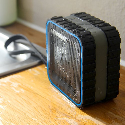 Thumbs Up Bluetooth Splash Speaker - Retail Packaging - Black N2