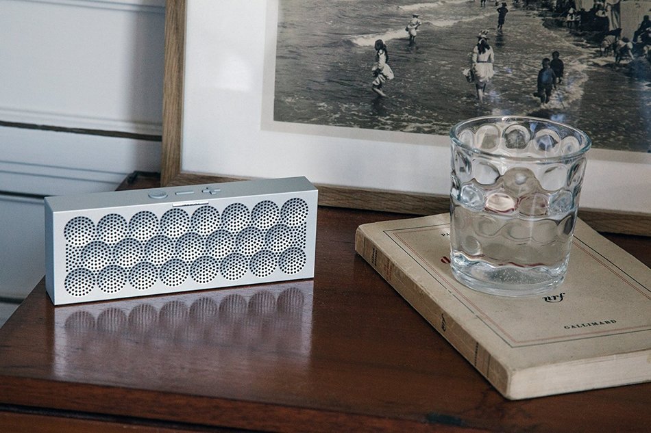 MINI JAMBOX by Jawbone Wireless Bluetooth Speaker - Green Dot - Retail Packaging (Discontinued by Manufacturer) N23