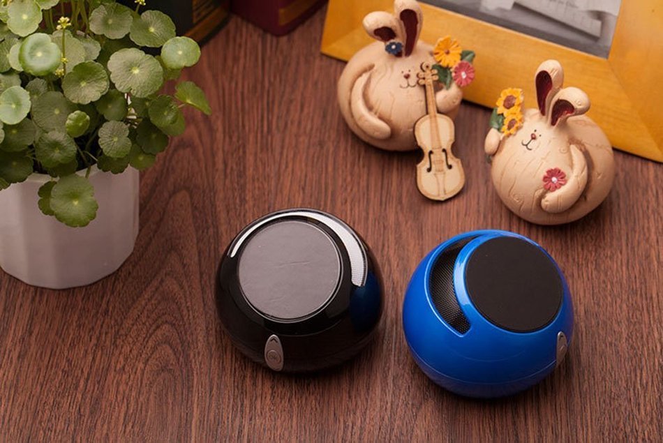 BOOMER VIVI Ultra-Portable Wireless Bluetooth Speaker B52,Powerful Sound, Bluetooth bracket, MINI HOME THEATER... N14