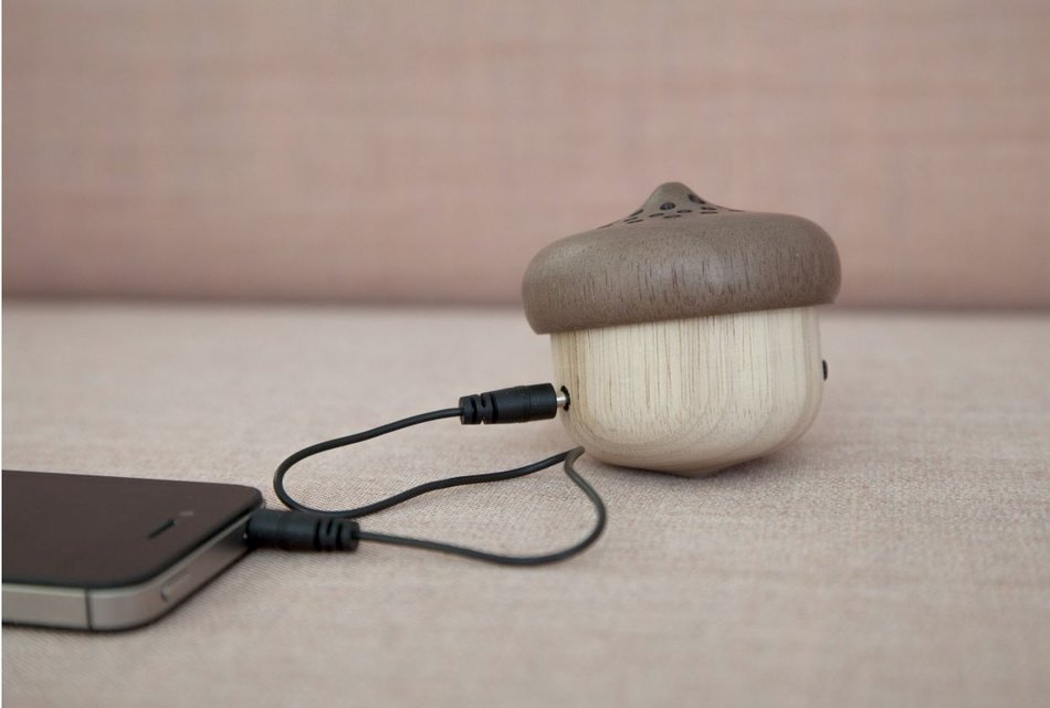 Kikkerland Acorn Speaker, Large