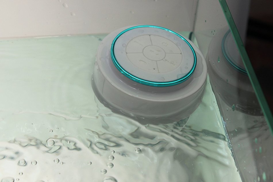 Speaker Waterproof IPX7 Bluetooth for shower & bath ,,stereo,handsfree N2