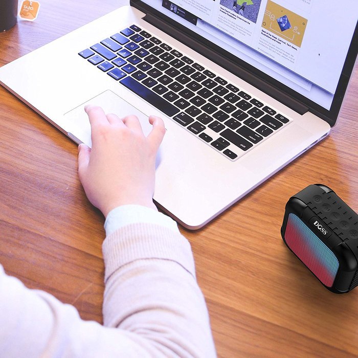 DOSS MagicBox Wireless Portable Bluetooth Speakers with High-Definition Sound Quality and Superior Bass,8 Hours... N5