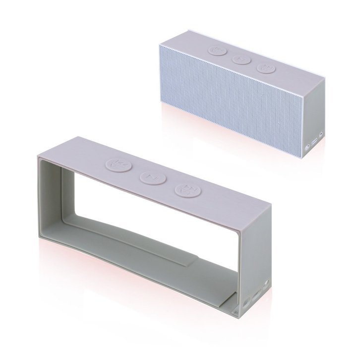 August SE30 Portable Bluetooth Speaker - Compact Wireless SoundBar with 3.5mm in and Rechargeable Battery (Gray... N31