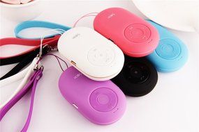 Portable Bluetooth Speaker, Ultra Lightweight,selfie Shutter Remote Control,hands-free Speakerphone,rechargeable... N8