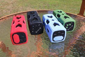 Portable Bluetooth v4.0 NFC Speaker 3600mAh Power Bank Waterproof For Smartphone N2