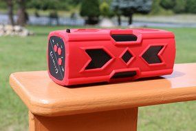 Portable Bluetooth v4.0 NFC Speaker 3600mAh Power Bank Waterproof For Smartphone N3