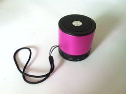 New Bluetooth Mini Ultra Portable Speaker with Rechargeable Li Battery (works w/ iPod, iPad, iPhone, Android Devices... N4