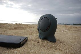 Boombotix Boombot2+ Ultraportable Speaker (Black) N5