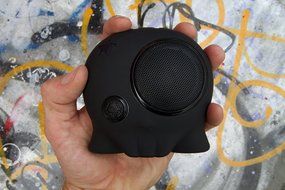 Boombotix Boombot2+ Ultraportable Speaker (Black) N7