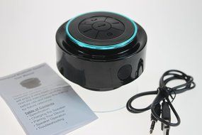 Speaker Waterproof IPX7 Bluetooth for shower &amp; bath, stereo, handsfree N4