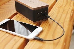 +LUMBER by Hacoa PL013-W MOBILE SPEAKER, Portable Bluetooth Speaker with Natural Wood and Wireless Connection... N2