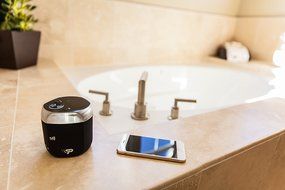 BeatStreet Bluetooth Speaker for Mobile Devices By Patriot - Up to 8 Hours of HD Audio Playtime - PCBTSCNFC-GY... N9