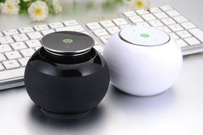 Portable Wireless Bluetooth Speakers- Hands Free Bluetooth Speaker - Touch Panel for Control Songs- for iPhones... N7