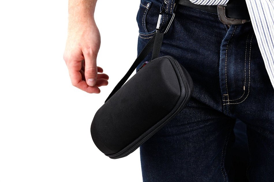 Padded Black Pouch for JBL Charge 2 plus, Pulse, Charge, Charge 2 & Flip 2 With Belt Clip - by DURAGADGET N19