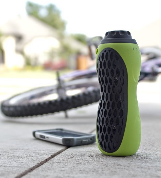 iwerkz Bottle Blaster Bluetooth Bike Speaker - Rechargeable Battery, MicroSD Card Slot & AUX Input N5