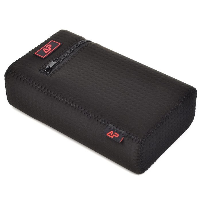 Lightning Power &ndash; SoundBlaster ROAR Bluetooth Wireless Speaker SR20A Water-Resistant Lycra Zipper Carrying Case...